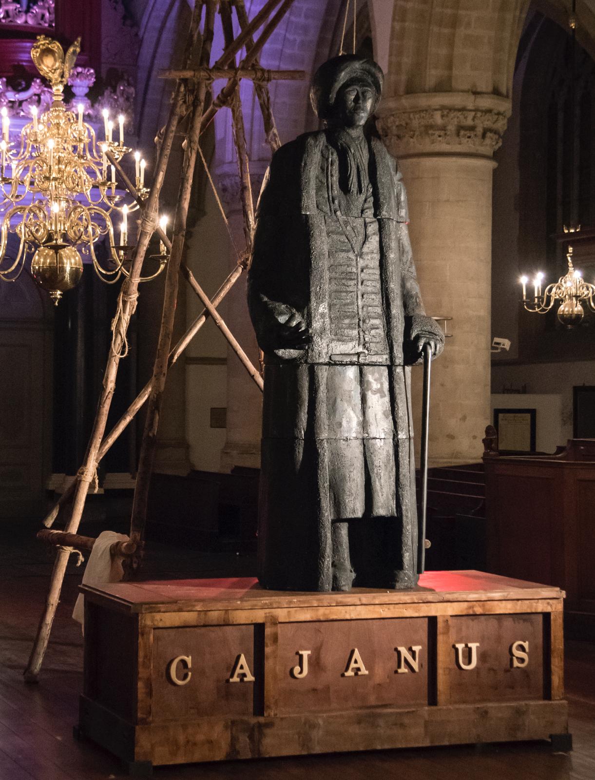 Standbeeld van Cajanus